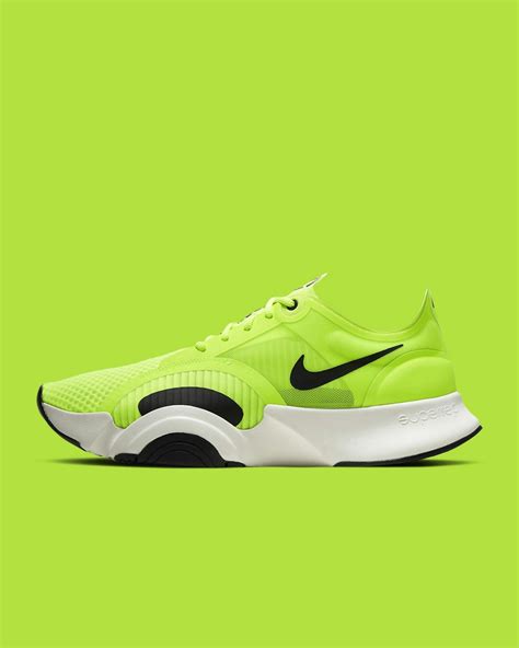 grüner nike schuh